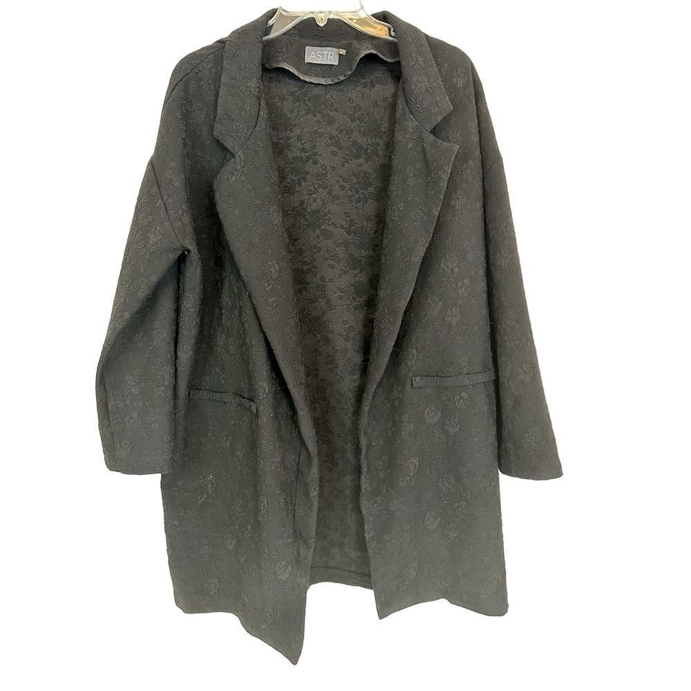 ASTR Blazer Women's Medium Jacket Long Open‎ Cardigan Flower Embroidered Black